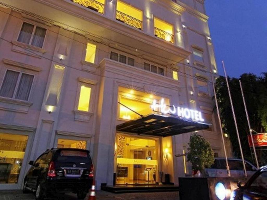 Hw Hotel Padang Экстерьер фото