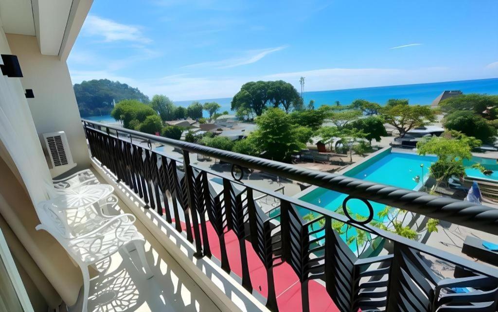 Hw Hotel Padang Экстерьер фото
